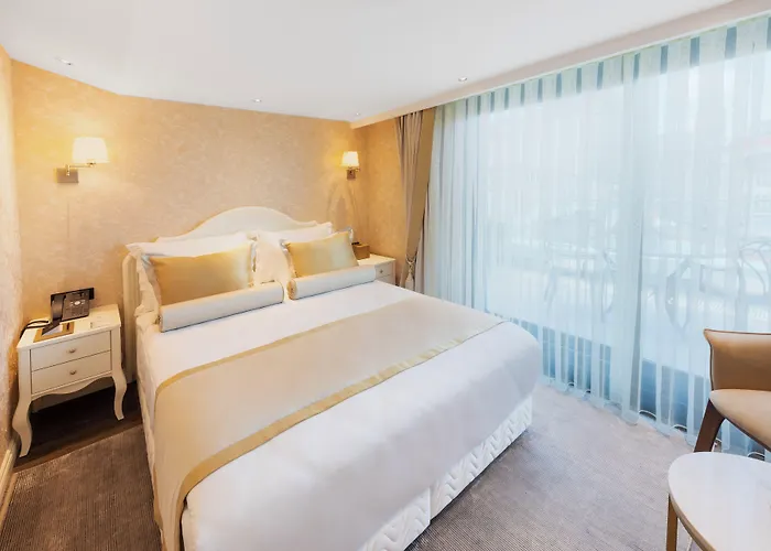Hallmark Hotel & Spa Istanbul